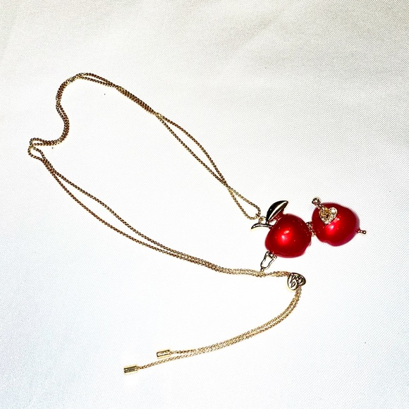 Betsy Johnson Red Apple Open me Necklace - Picture 14 of 16